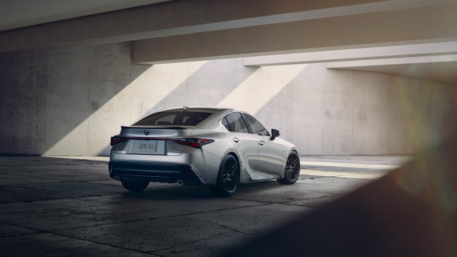  Lexus IS350 F-Sport 2020 года  (NA) (фото 17 из 51)